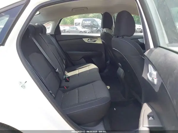 3KPF24AD8PE518386 2023 KIA FORTE - Image 8