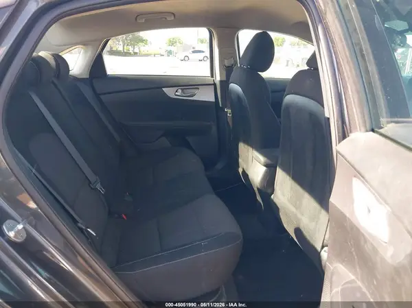 3KPF24AD8PE520056 2023 KIA FORTE - Image 8
