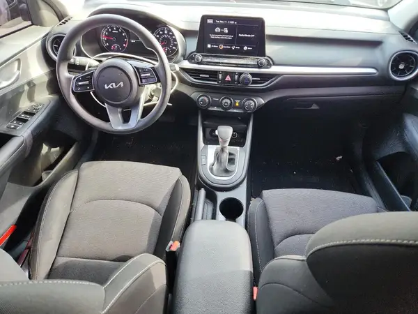 3KPF24AD8PE523720 2023 KIA FORTE - Image 8