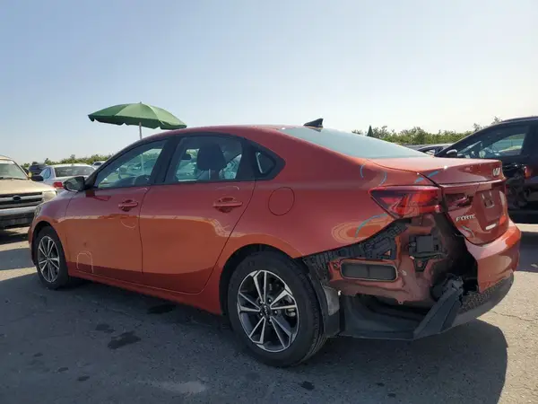 3KPF24AD8PE526567 2023 KIA FORTE - Image 2