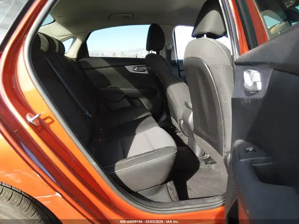 3KPF24AD8PE526682 2023 KIA FORTE - Image 8
