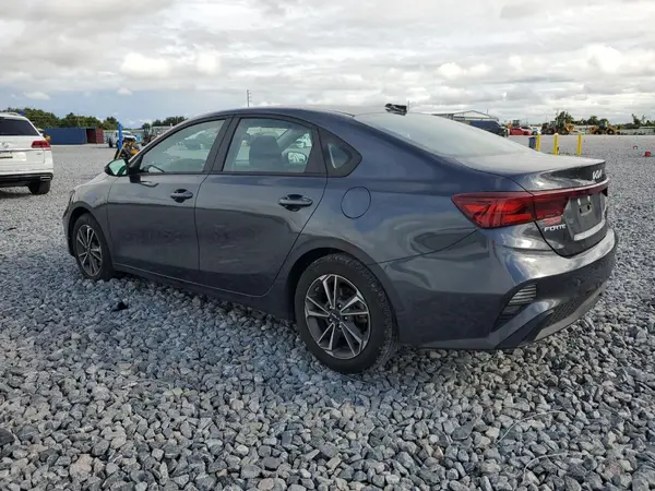 3KPF24AD8PE528920 2023 KIA FORTE - Image 2