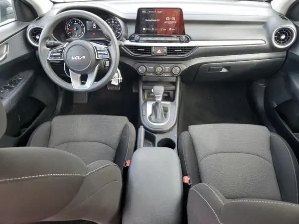 3KPF24AD8PE528920 2023 KIA FORTE - Image 8