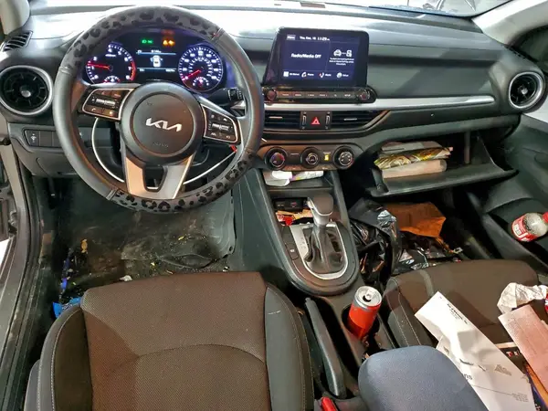 3KPF24AD8PE529050 2023 KIA FORTE - Image 8