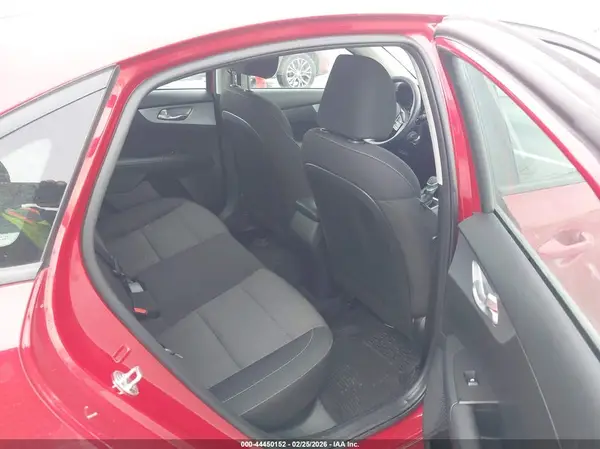 3KPF24AD8PE530280 2023 KIA FORTE - Image 8
