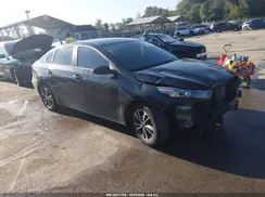 3KPF24AD8PE530652 2023 KIA FORTE