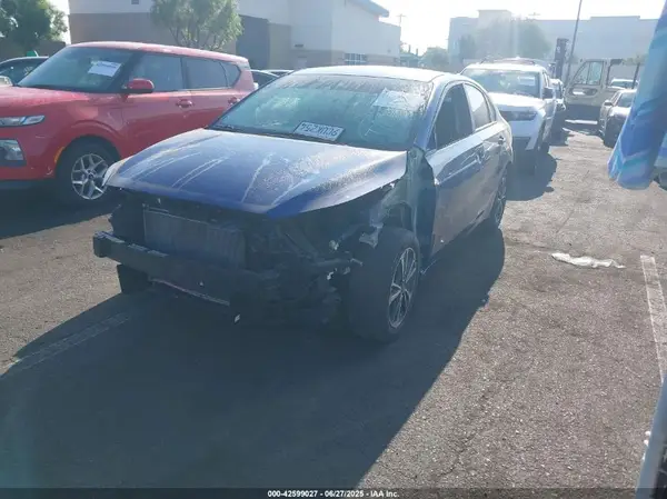 3KPF24AD8PE531445 2023 KIA FORTE - Image 2