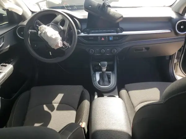 3KPF24AD8PE531509 2023 KIA FORTE - Image 8
