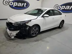 3KPF24AD8PE537388 2023 KIA FORTE