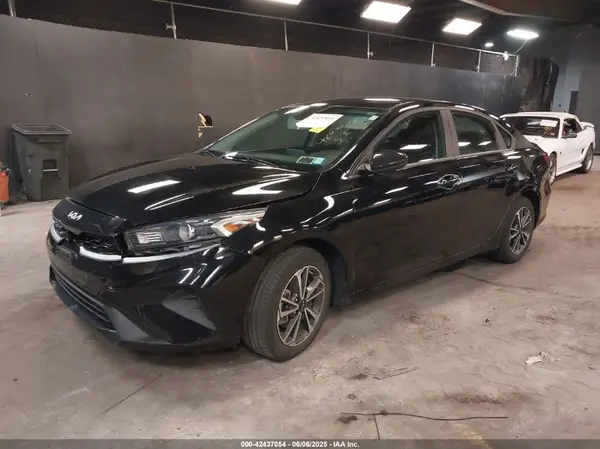 3KPF24AD8PE538282 2023 KIA FORTE - Image 2