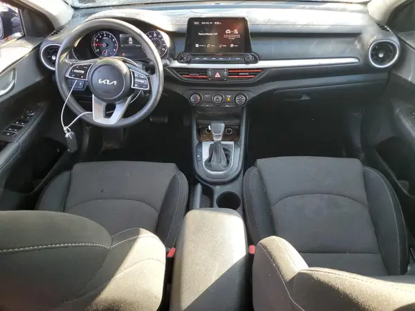3KPF24AD8PE538606 2023 KIA FORTE - Image 8