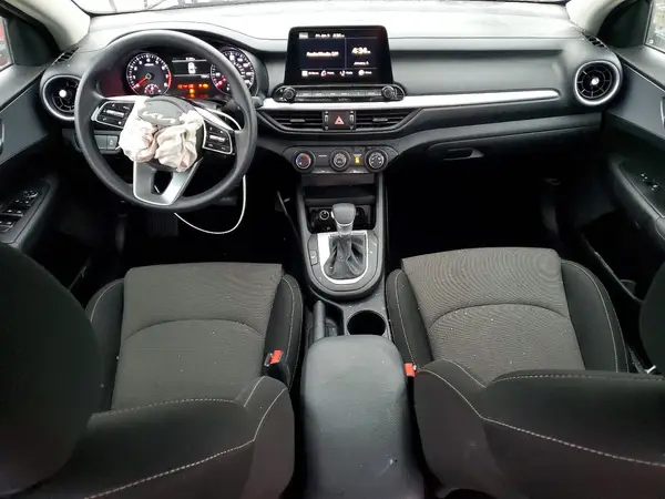 3KPF24AD8PE540470 2023 KIA FORTE - Image 8