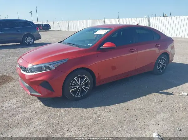 3KPF24AD8PE541795 2023 KIA FORTE - Image 2