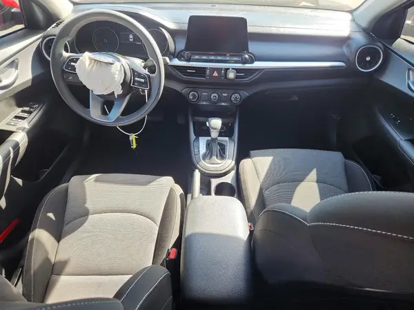 3KPF24AD8PE544065 2023 KIA FORTE - Image 8