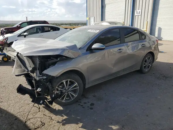 3KPF24AD8PE544180 2023 KIA FORTE - Image 1