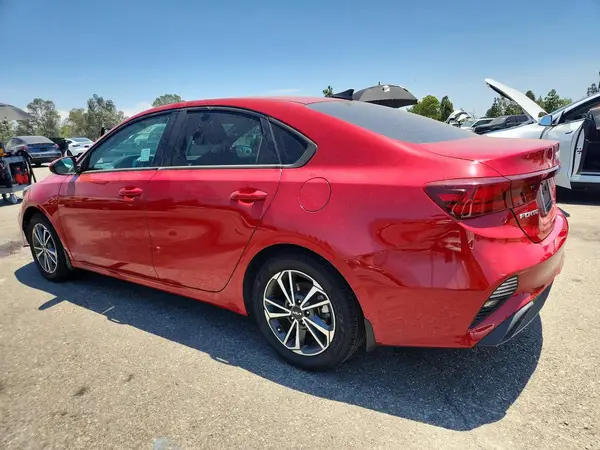 3KPF24AD8PE550125 2023 KIA FORTE - Image 2