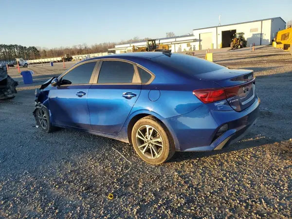 3KPF24AD8PE551985 2023 KIA FORTE - Image 2
