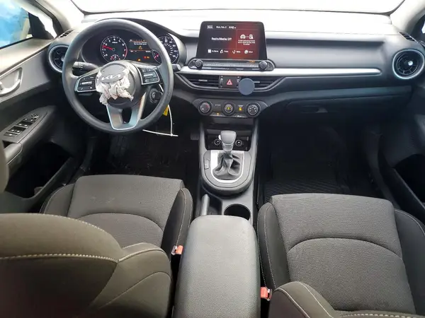 3KPF24AD8PE552599 2023 KIA FORTE - Image 8