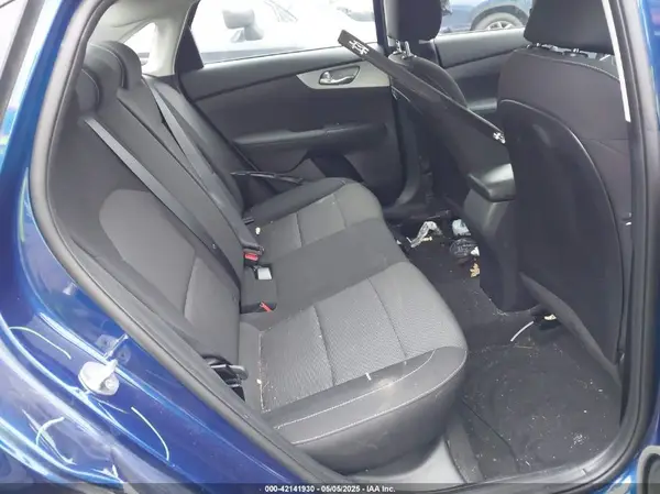 3KPF24AD8PE554496 2023 KIA FORTE - Image 8