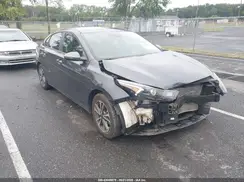 3KPF24AD8PE555972 2023 KIA FORTE