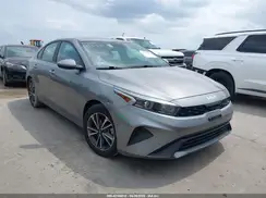 3KPF24AD8PE558631 2023 KIA FORTE
