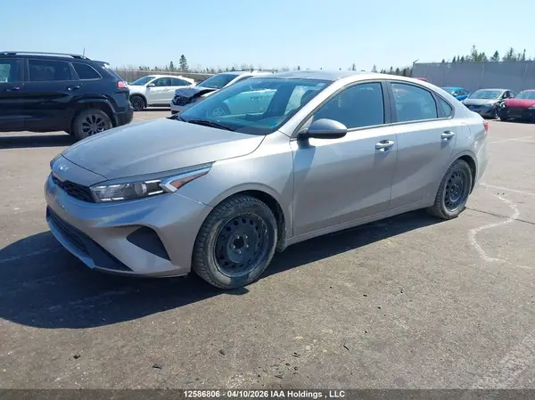 3KPF24AD8PE560153 2023 KIA FORTE - Image 2