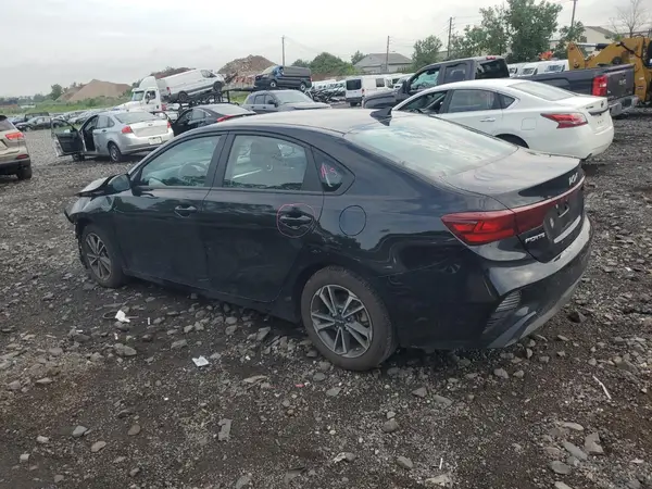 3KPF24AD8PE563327 2023 KIA FORTE - Image 2