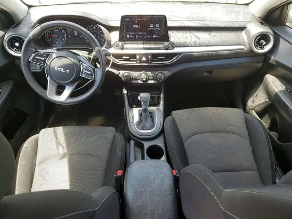 3KPF24AD8PE567751 2023 KIA FORTE - Image 8