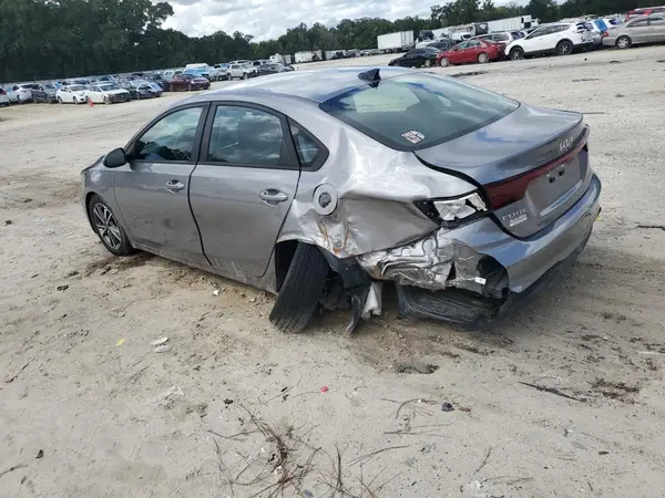 3KPF24AD8PE568012 2023 KIA FORTE - Image 2