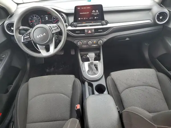 3KPF24AD8PE568012 2023 KIA FORTE - Image 8