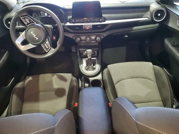 3KPF24AD8PE570245 2023 KIA FORTE - Image 8