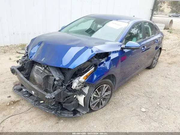 3KPF24AD8PE571377 2023 KIA FORTE - Image 2