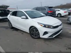 3KPF24AD8PE575946 2023 KIA FORTE