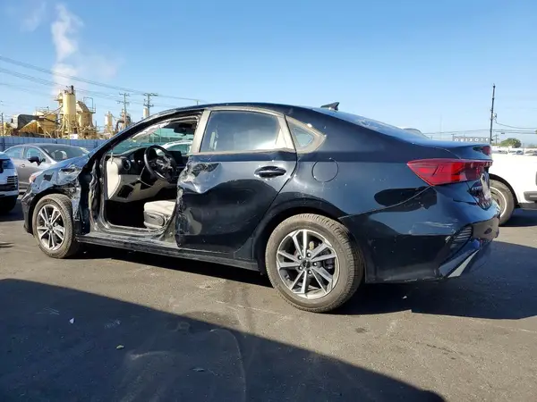 3KPF24AD8PE581004 2023 KIA FORTE - Image 2