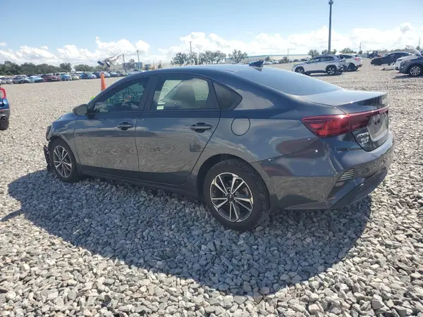 3KPF24AD8PE581164 2023 KIA FORTE - Image 2