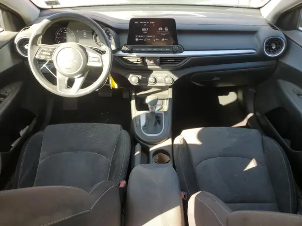 3KPF24AD8PE581701 2023 KIA FORTE - Image 8