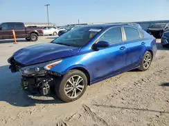 3KPF24AD8PE581827 2023 KIA FORTE