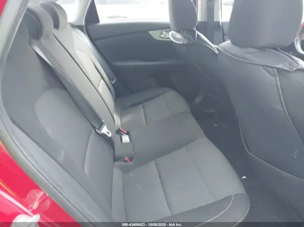 3KPF24AD8PE583271 2023 KIA FORTE - Image 8