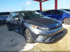 3KPF24AD8PE585103 2023 KIA FORTE