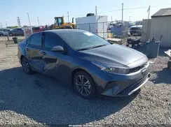 3KPF24AD8PE585604 2023 KIA FORTE