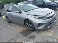 3KPF24AD8PE589300 2023 KIA FORTE