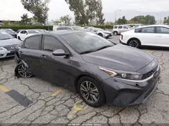 3KPF24AD8PE590351 2023 KIA FORTE