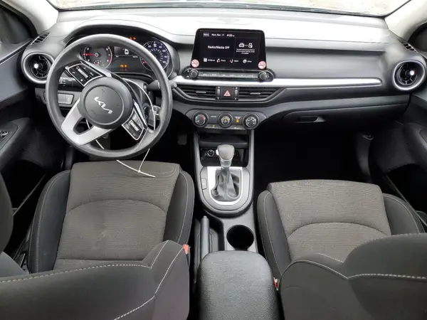 3KPF24AD8PE590382 2023 KIA FORTE - Image 8