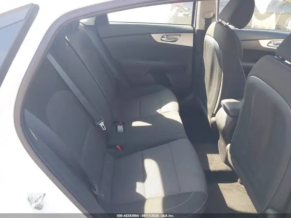 3KPF24AD8PE590642 2023 KIA FORTE - Image 8