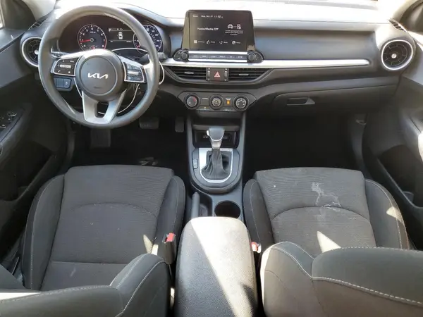 3KPF24AD8PE590673 2023 KIA FORTE - Image 8
