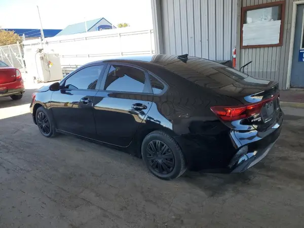 3KPF24AD8PE591550 2023 KIA FORTE - Image 2