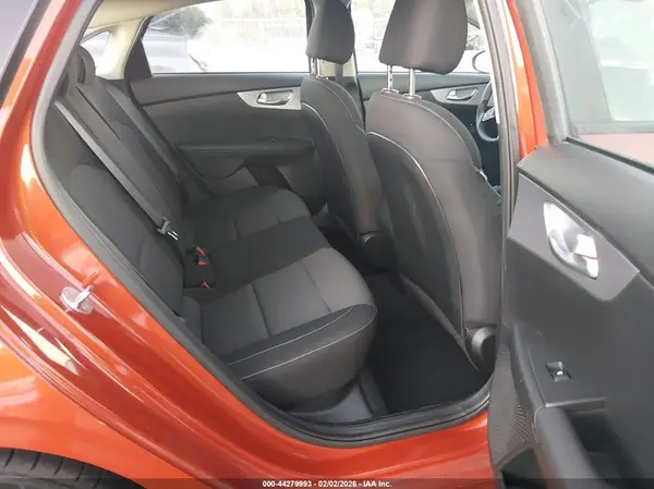 3KPF24AD8PE592133 2023 KIA FORTE - Image 8