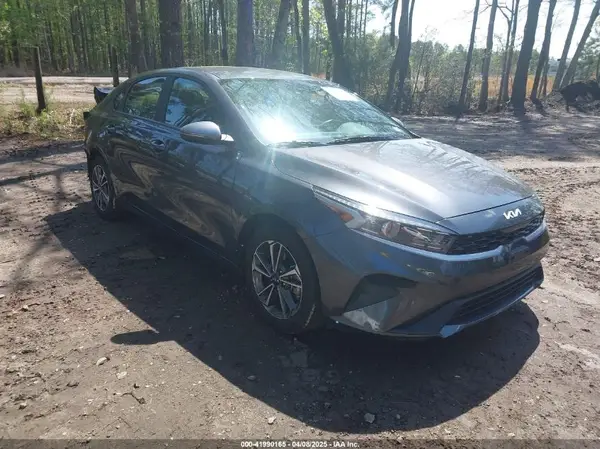 3KPF24AD8PE593816 2023 KIA FORTE - Image 1