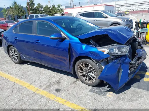 3KPF24AD8PE596103 2023 KIA FORTE - Image 1