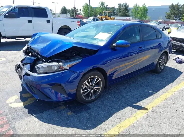 3KPF24AD8PE596103 2023 KIA FORTE - Image 2